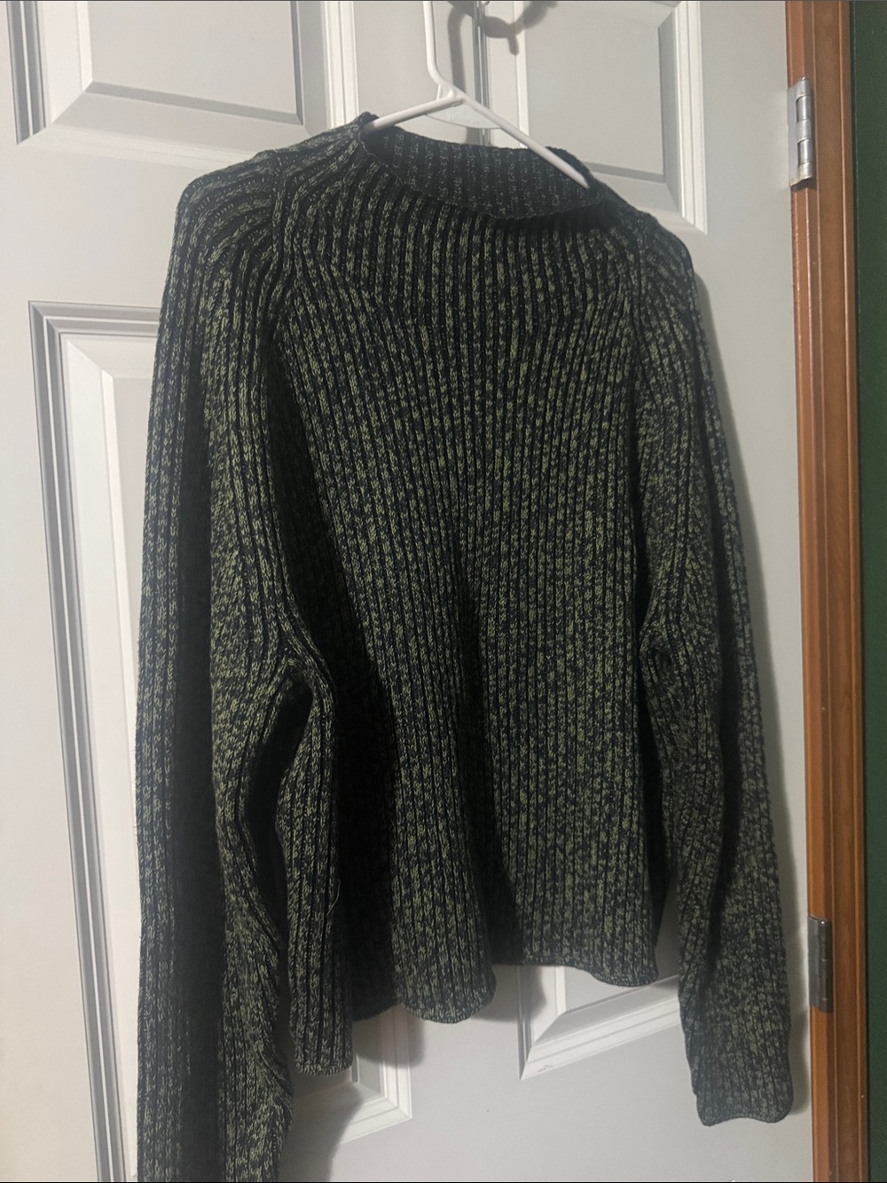 Lululemon Women Olive Green Heavyweight Ribbed Sweater